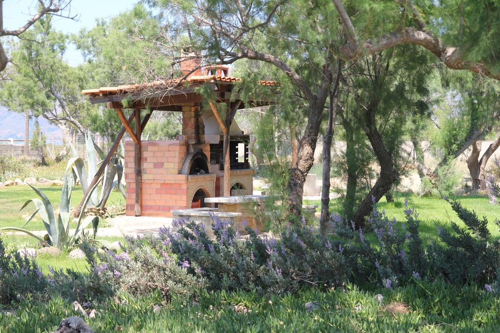 קיסאמוס Zefyros Apartments And House מראה חיצוני תמונה